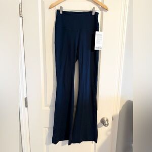 Lululemon Groove Nulu Super High Rise Flared Pant Regular Size 6 TRNV New